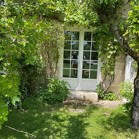 Les Petits Vingnes בית נופש *